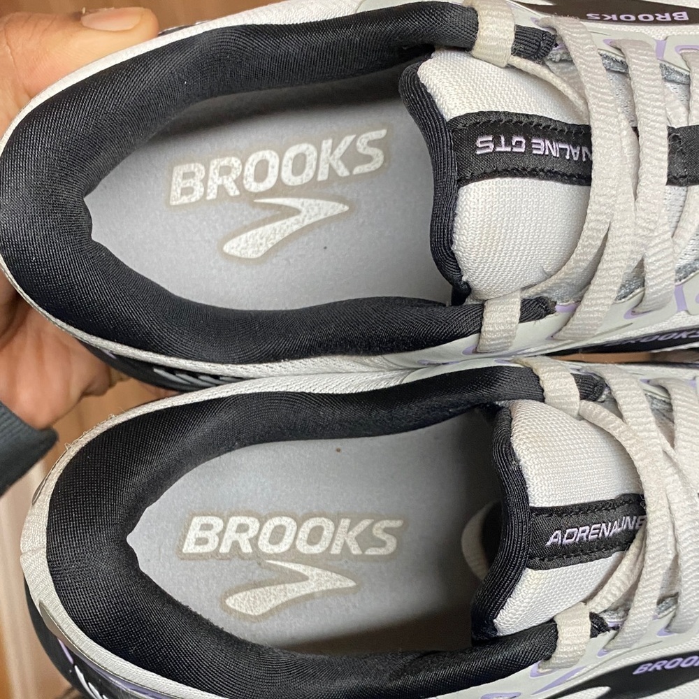 Brooks Adrenaline GTS 23 “Gray Black Purple” Size 10 Medium - Picture 16 of 17